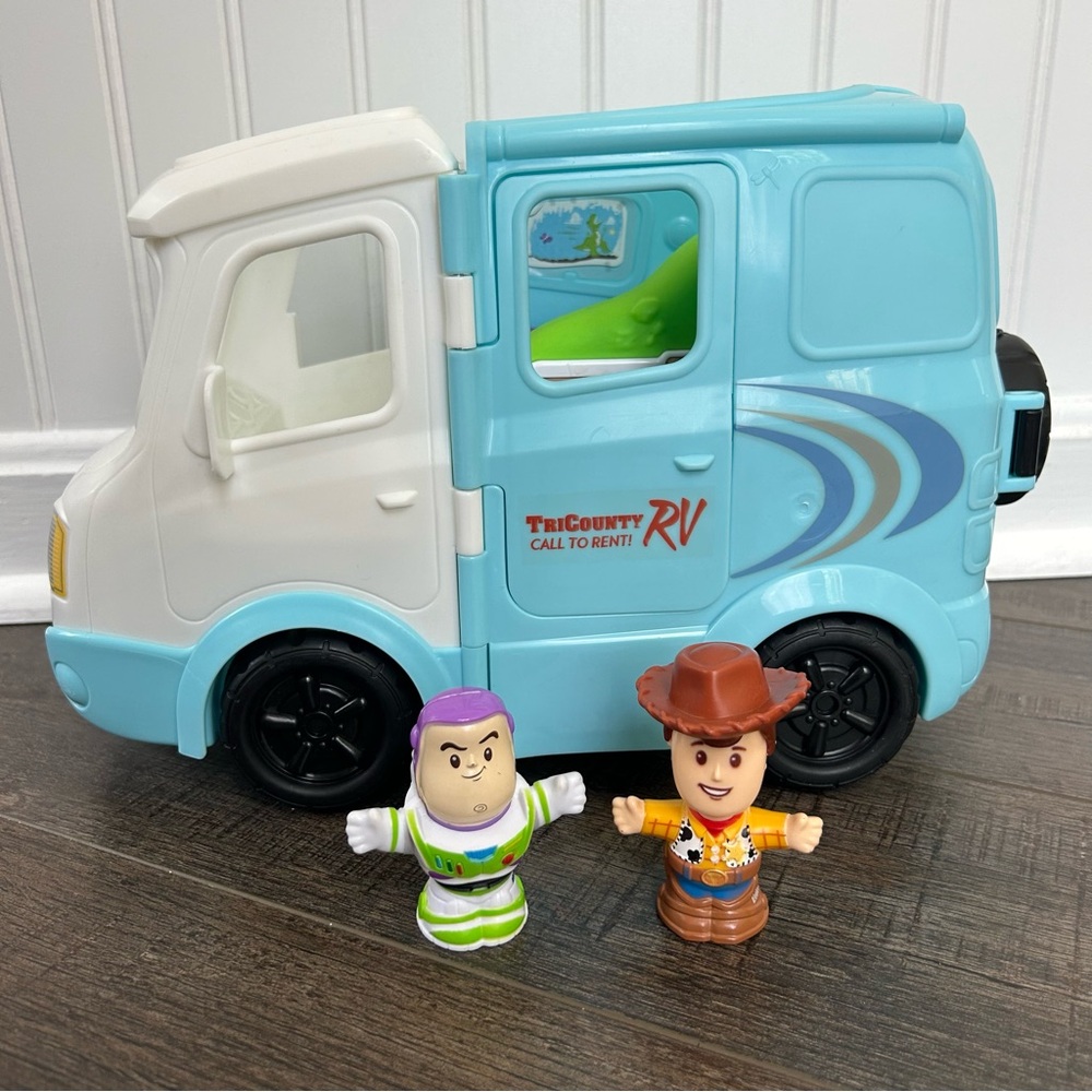 Fisher Price rv camper Little People Toy Story playset with Woody and buzz